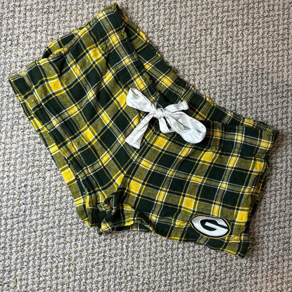 Cute vintage y2k low rise Green Bay packers micro plaid shorts - Picture 2 of 5